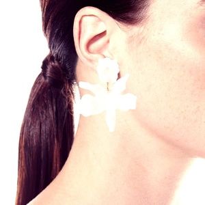 Lele Sadoughi Pearl Small Paper Lily Earrings